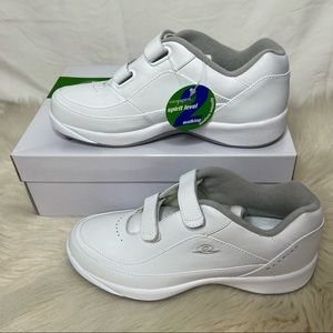 *NEW* Easy Spirit Assist White Leather Walking Shoes